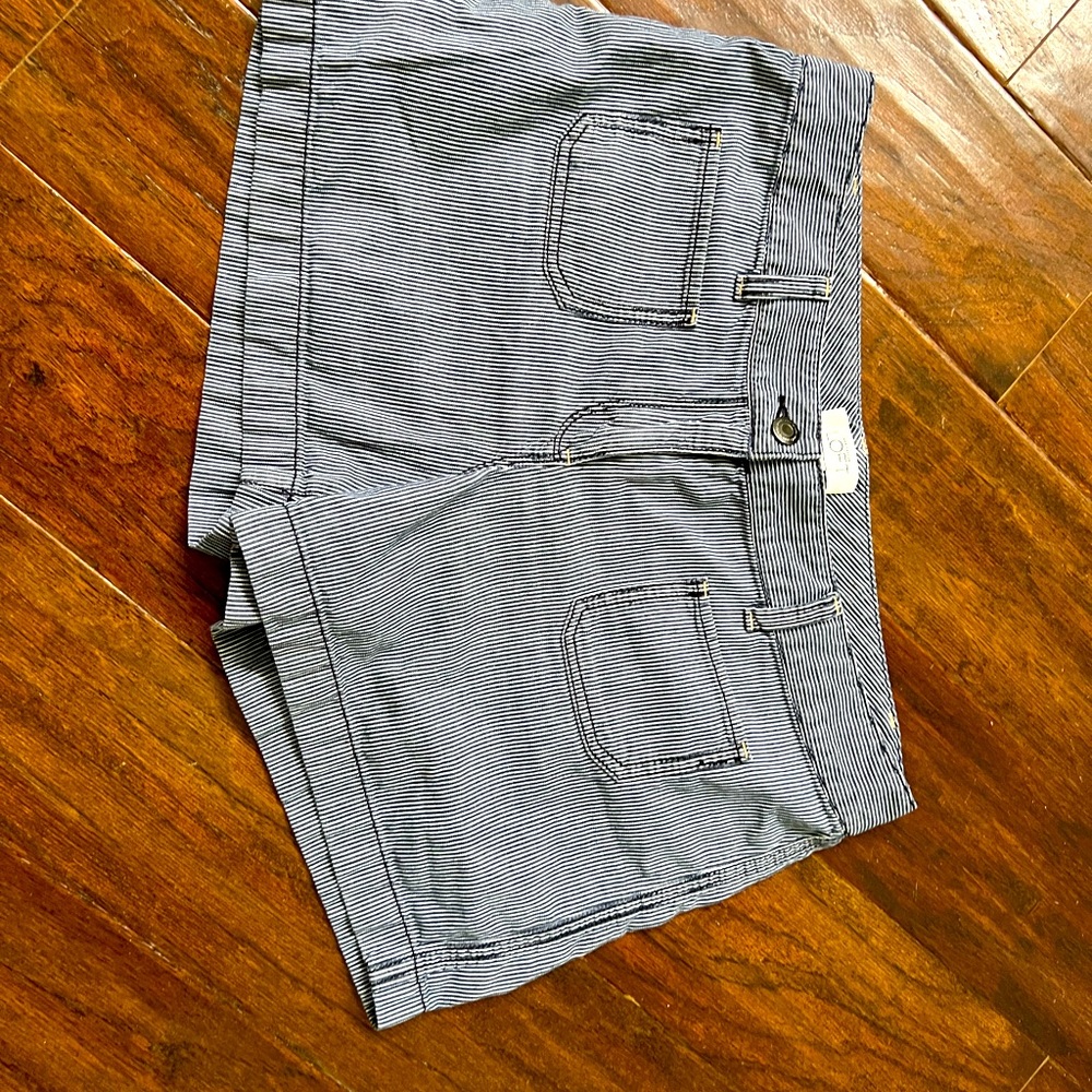 Ann Taylor Loft blue/white pin-striped shorts